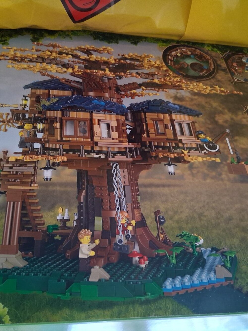 LEGO Ideas 21318 Tree House set Brand New in Sealed Box - Picture 2 of 3